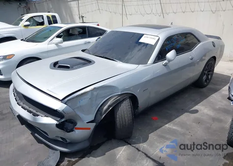 2019 Dodge Challenger R/T z USA, uszkodzony, nr VIN 2C3CDZBT8KH618439